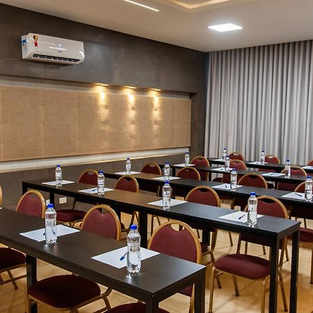London Hotel Londrina Exterior foto